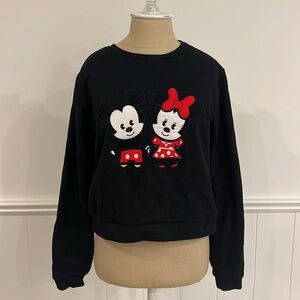Disney Mickey and Minnie Black Cropped Sweatshirt size Medium